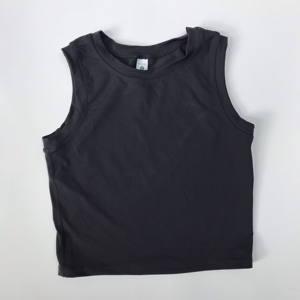 PARAGON Columbia Crop Top - NWOT